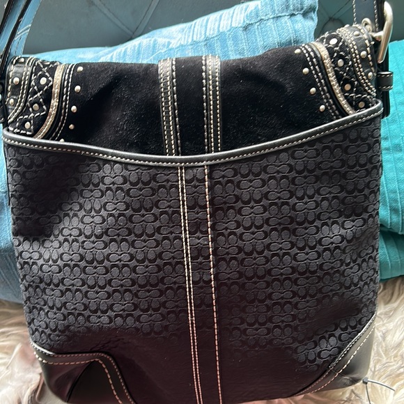 Unique coach canvas and suede purse - Picture 14 of 15